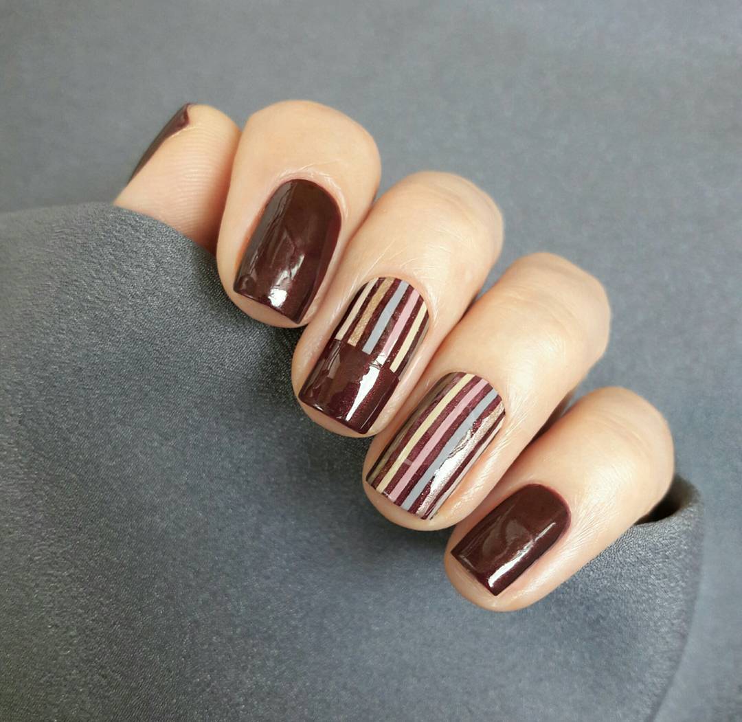 Chocolate on the nails
