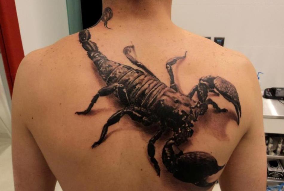 scorpion tatuaj